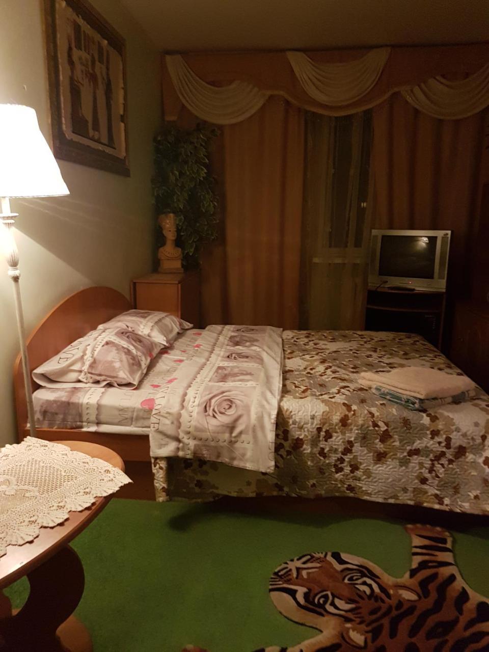 House Hotel Apartments 2 Ровно Экстерьер фото